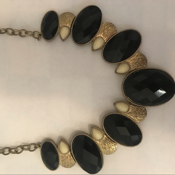 Large necklace - Picture 2 of 4